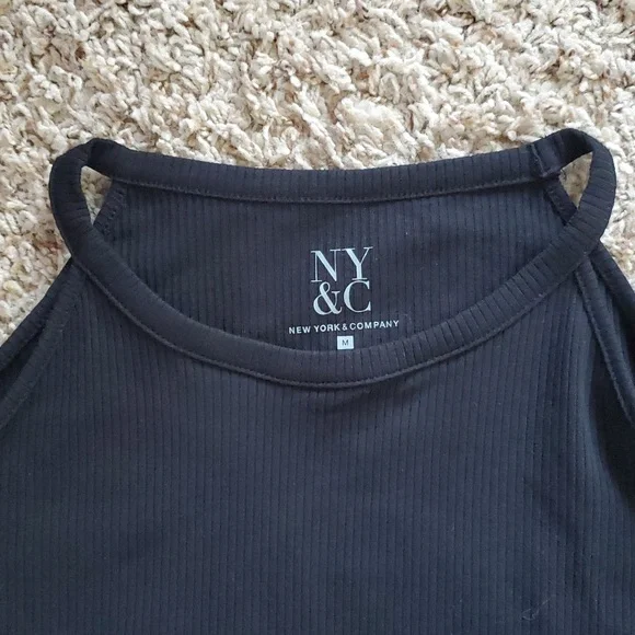 NWT New York & Company cold-shoulder black ribbed long sleeve shirt - Picture 4 of 5